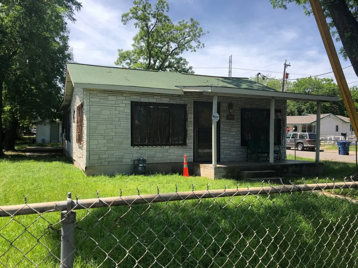 136 B St - HOT Wholesale Deal