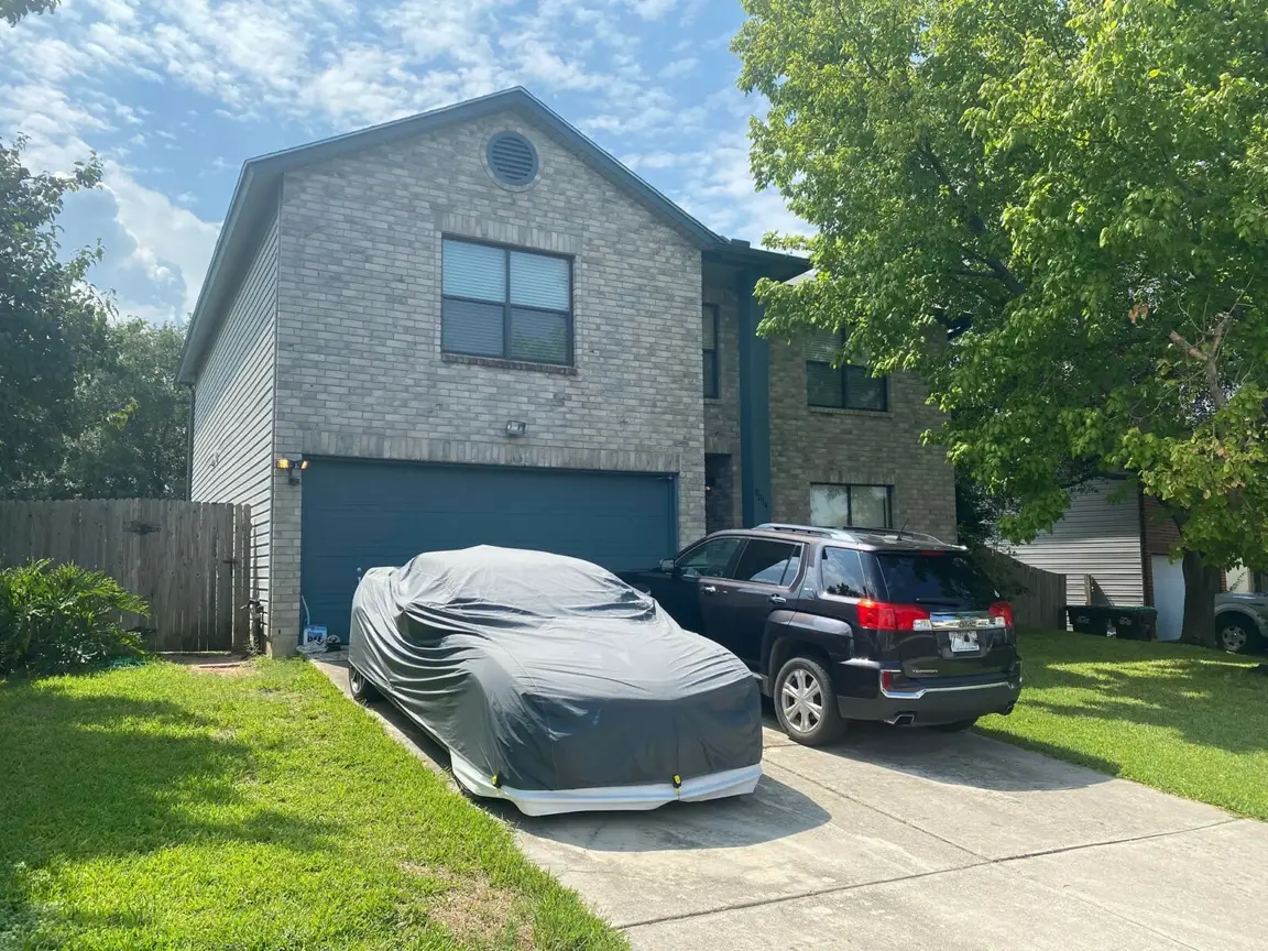 8014 Chestnut Gate Dr | HOT Wholesale Deal in Converse, TX