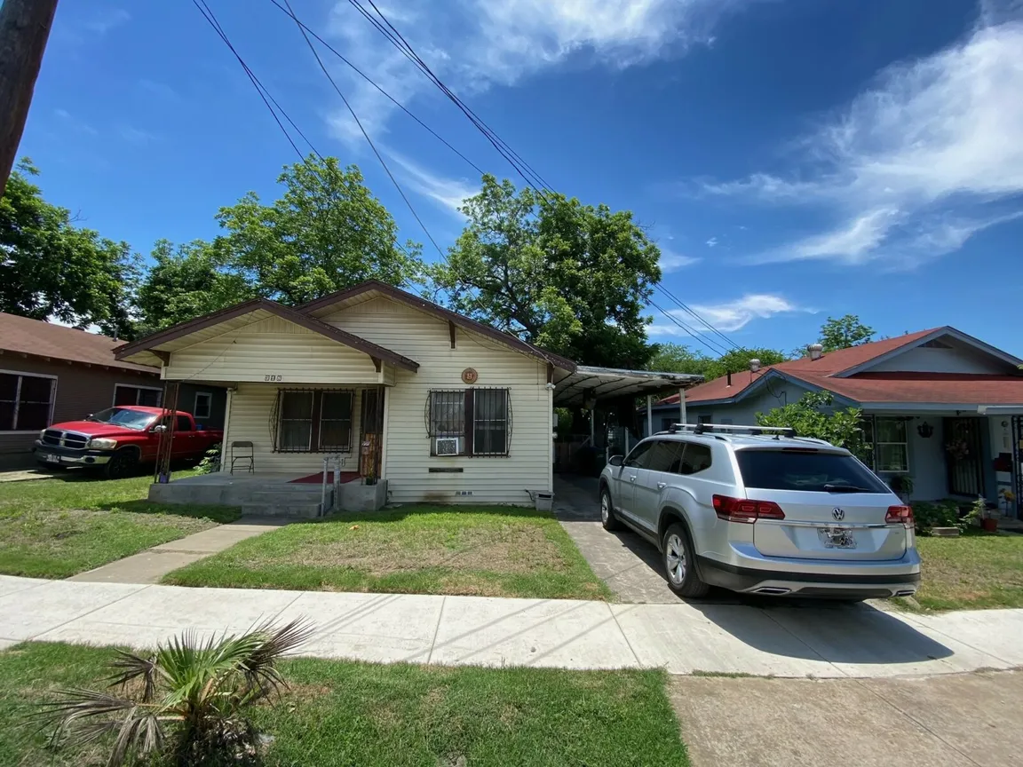 318 Cornell Ave | HOT Wholesale Deal in San Antonio, TX