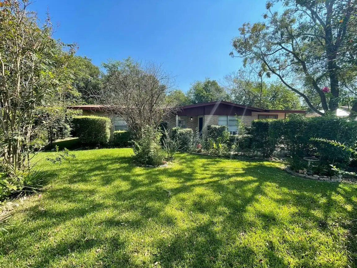 12606 Middle Ln | HOT Wholesale Deal