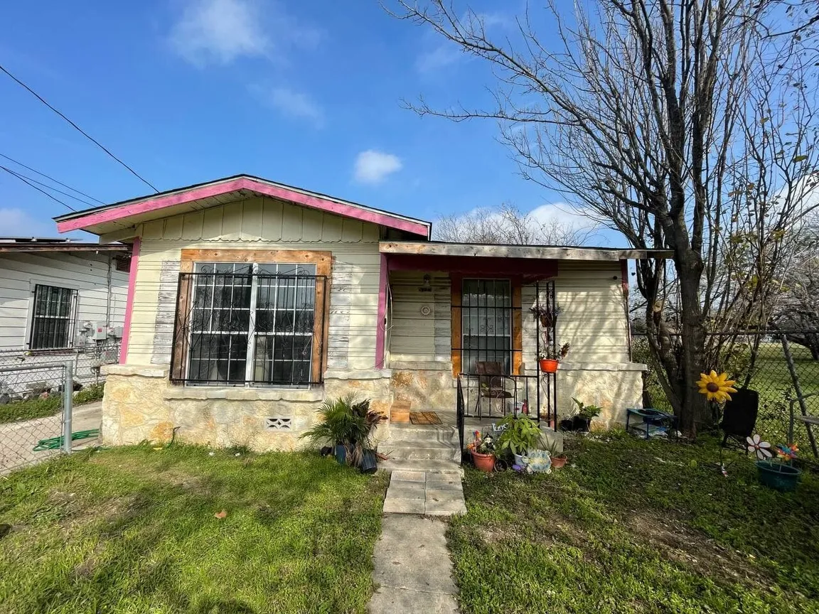 5323 San Fernando St | HOT Wholesale Deal in San Antonio, TX