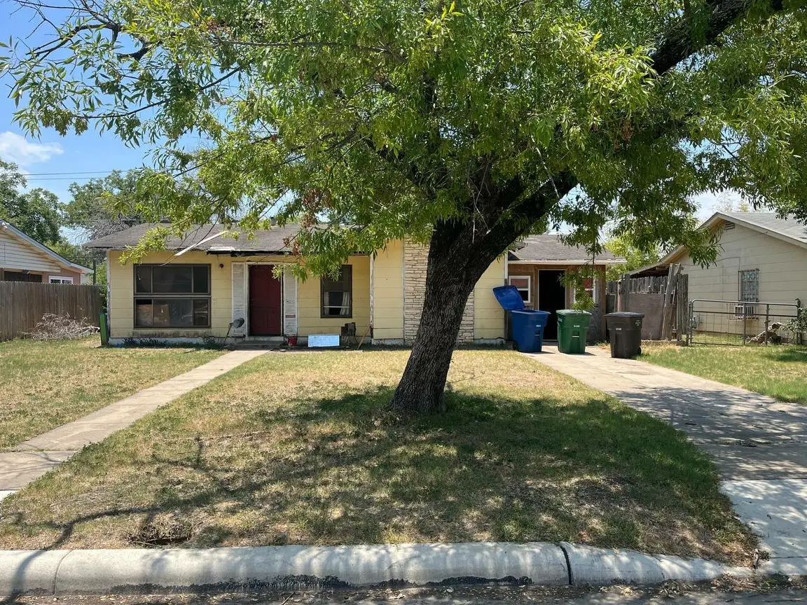 4222 King Krest Dr | HOT Wholesale Deal in San Antonio, TX