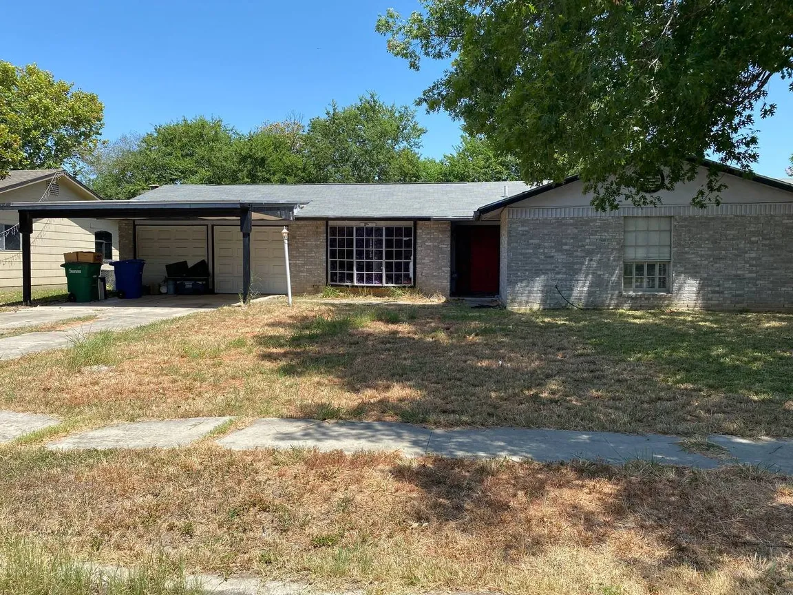 9511 Gold Hl | HOT Wholesale Deal in San Antonio, TX