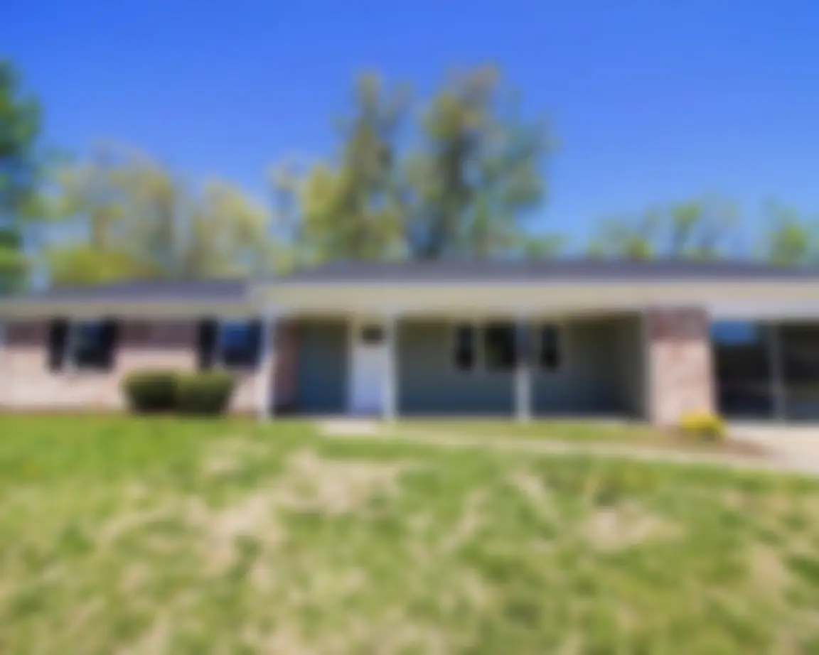 Hampton Roads cash home buyers – suburban house for sale in Suffolk VA