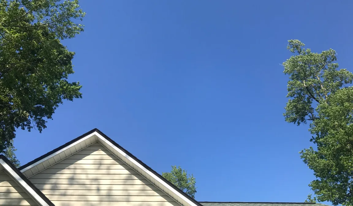 top of house purchased by cash home buyers in wilmington nc fast