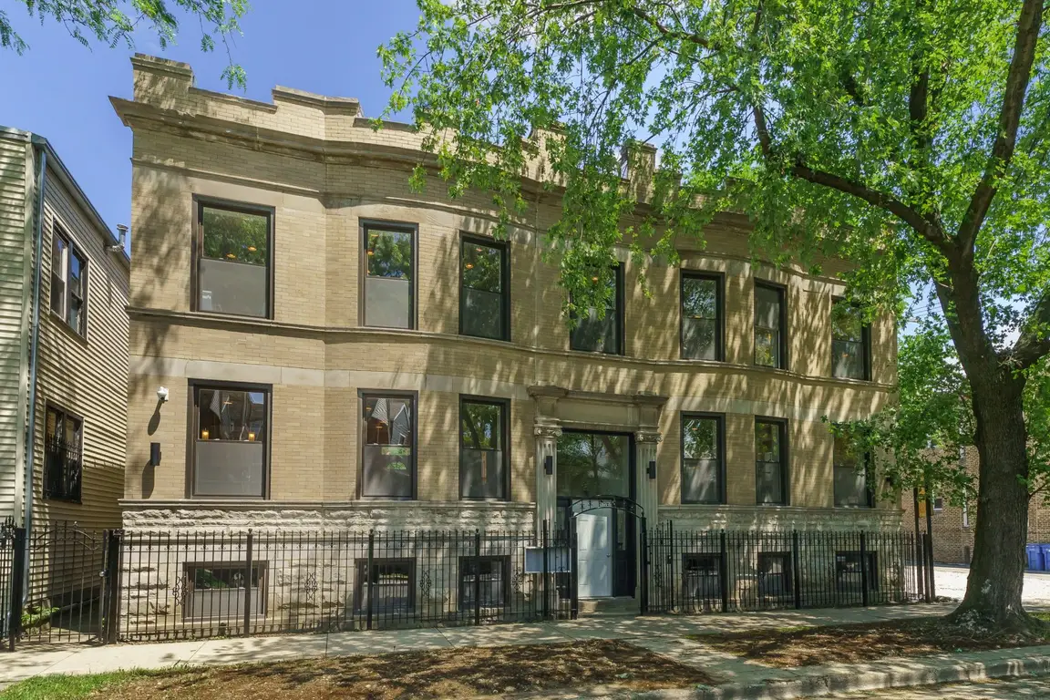 We buy houses in Humboldt Park