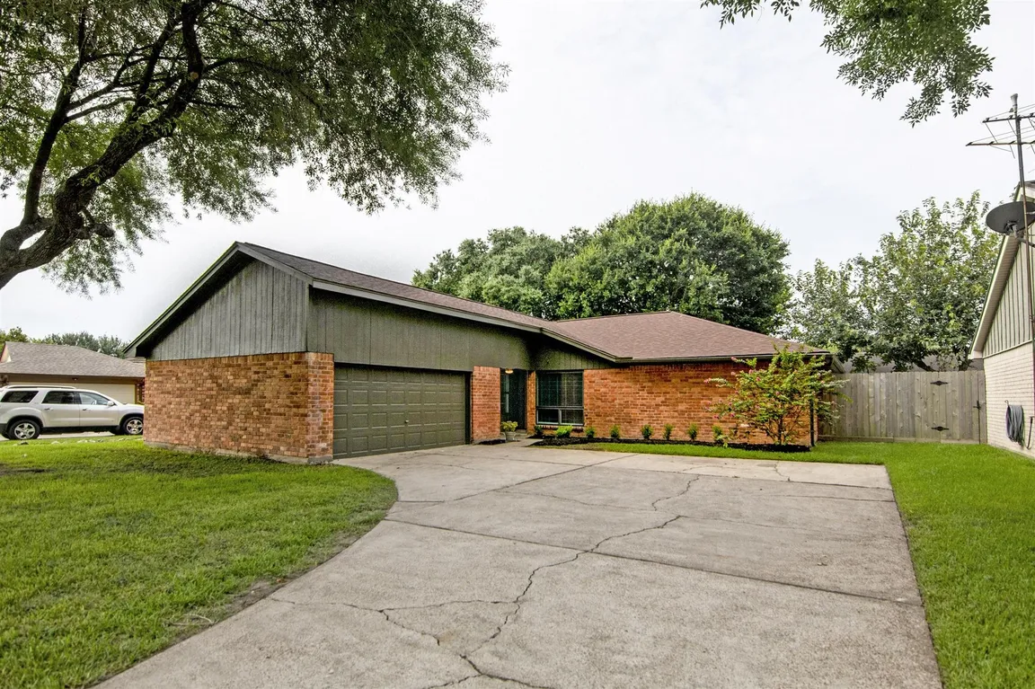 we buy Deer Park houses