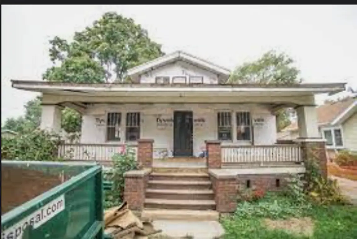 We Buy Houses