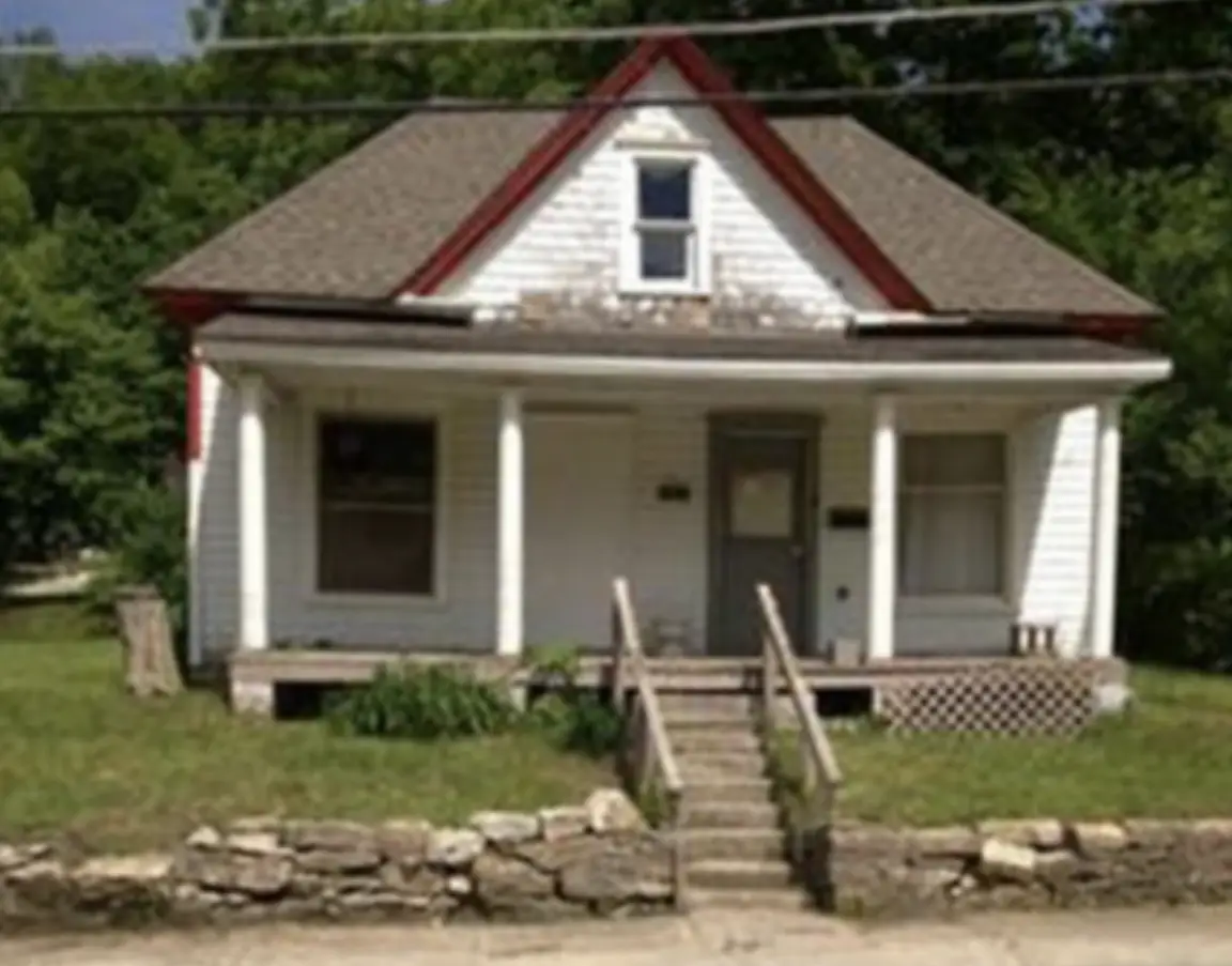 Front porch of house in Excelsior Springs