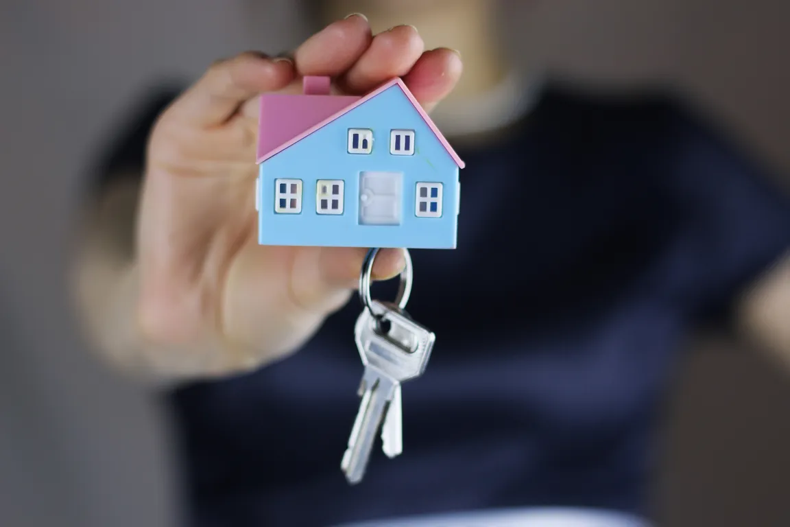 Buy and Sell a House