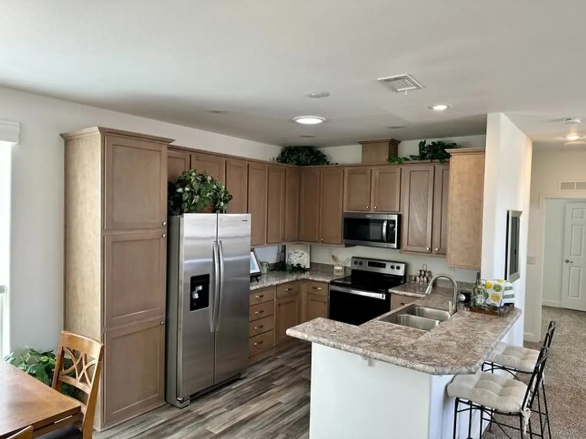 Remodeling a mobile home kitchen in arizona