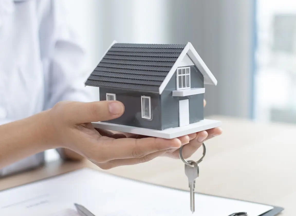 Can You Sell A Home When Relocating in Florida