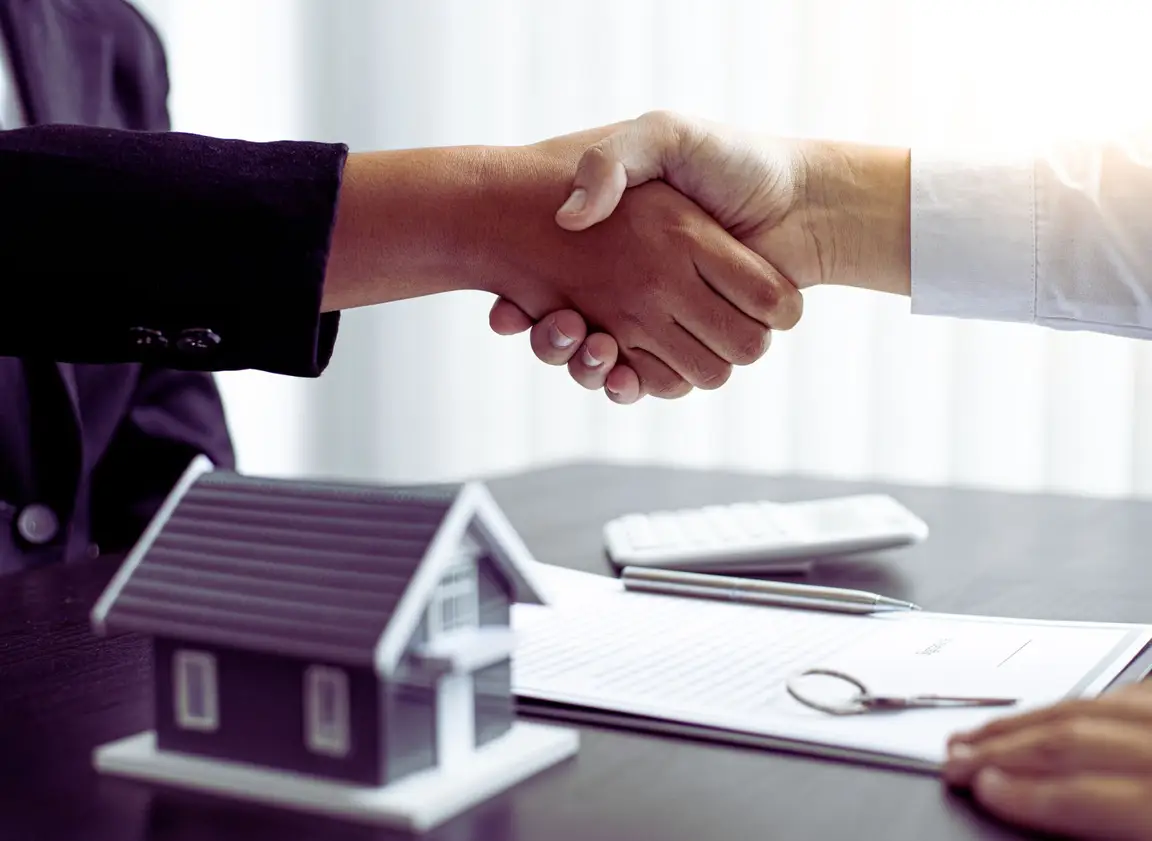 Can You Sell a Property Without a Realtor Florida
