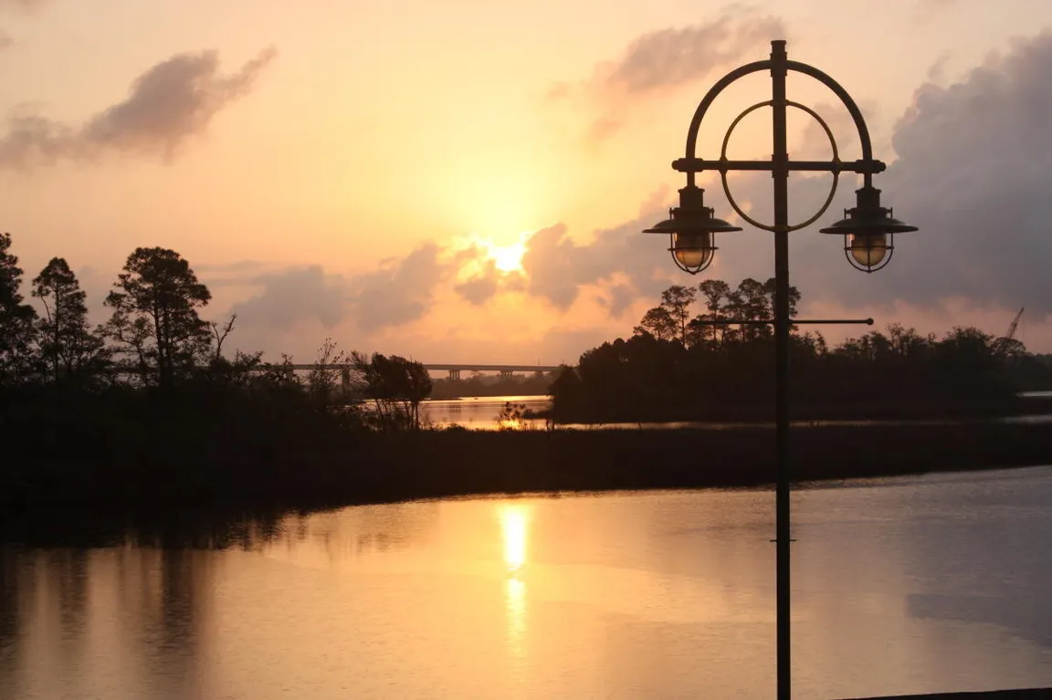 We buy houses Moss Point MS