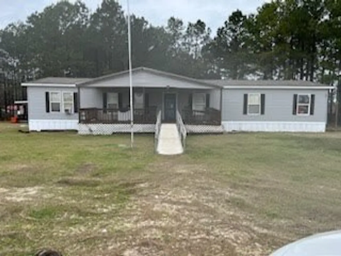 Front of 513 Whitaker Ln