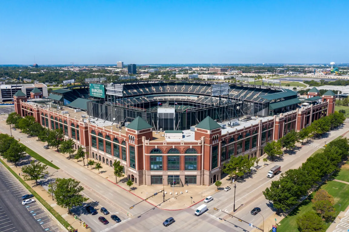 Arlington - Globe Life Park