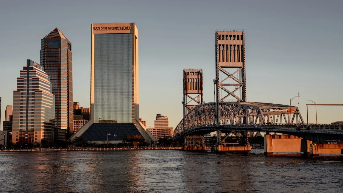 Jacksonville FL city skyline