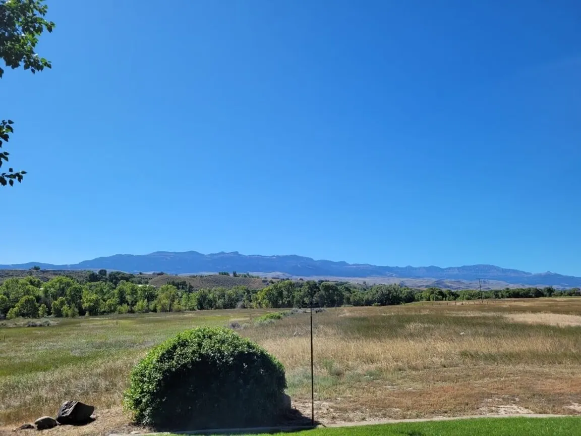 Picturesque Cody, WY landscape.