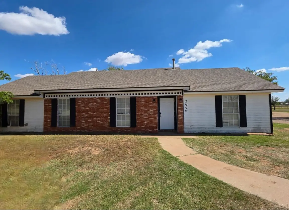Single-family home in West Texas purchased by Electrum Properties, a local real estate investor helping homeowners sell quickly for cash