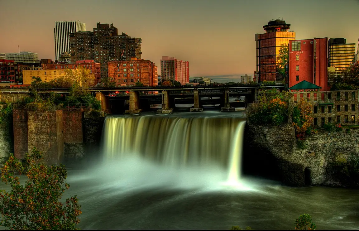 High Falls Bown Race Rochester NY