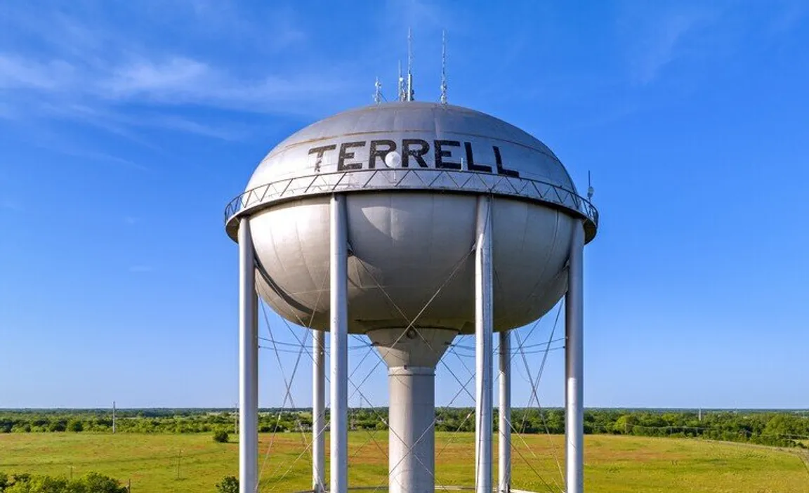 Sell My House Fast Terrell TX 💛 Love Investors 💛 We Buy Houses