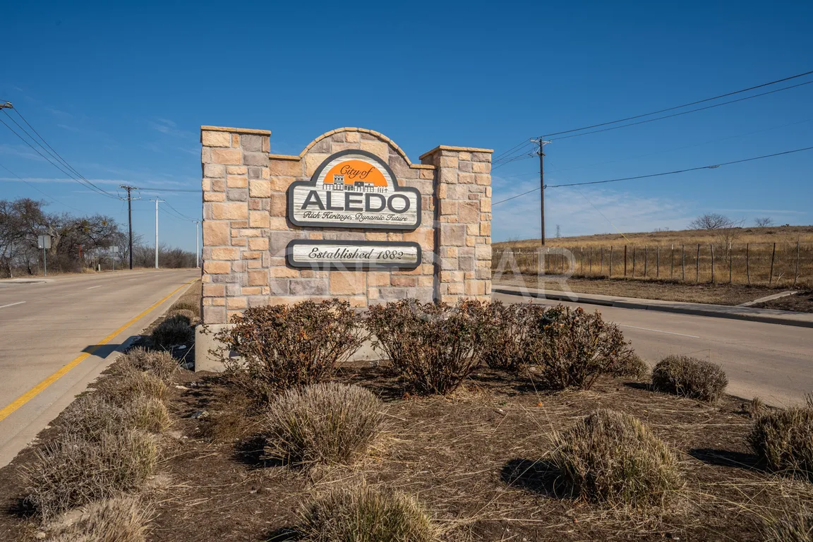 Sell My House Fast Aledo TX 💛 Love Investors 💛 We Buy Houses