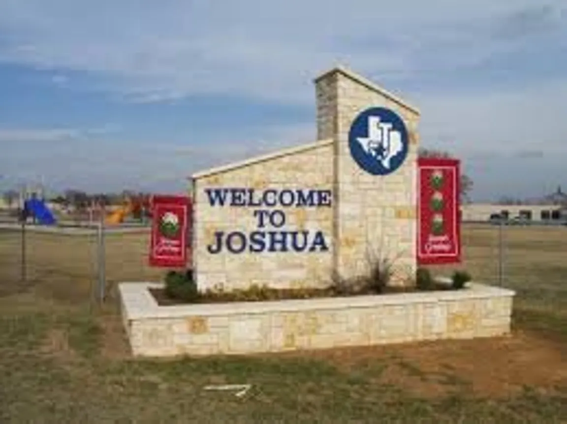 Sell My House Fast Joshua TX 💛 Love Investors 💛 We Buy Houses