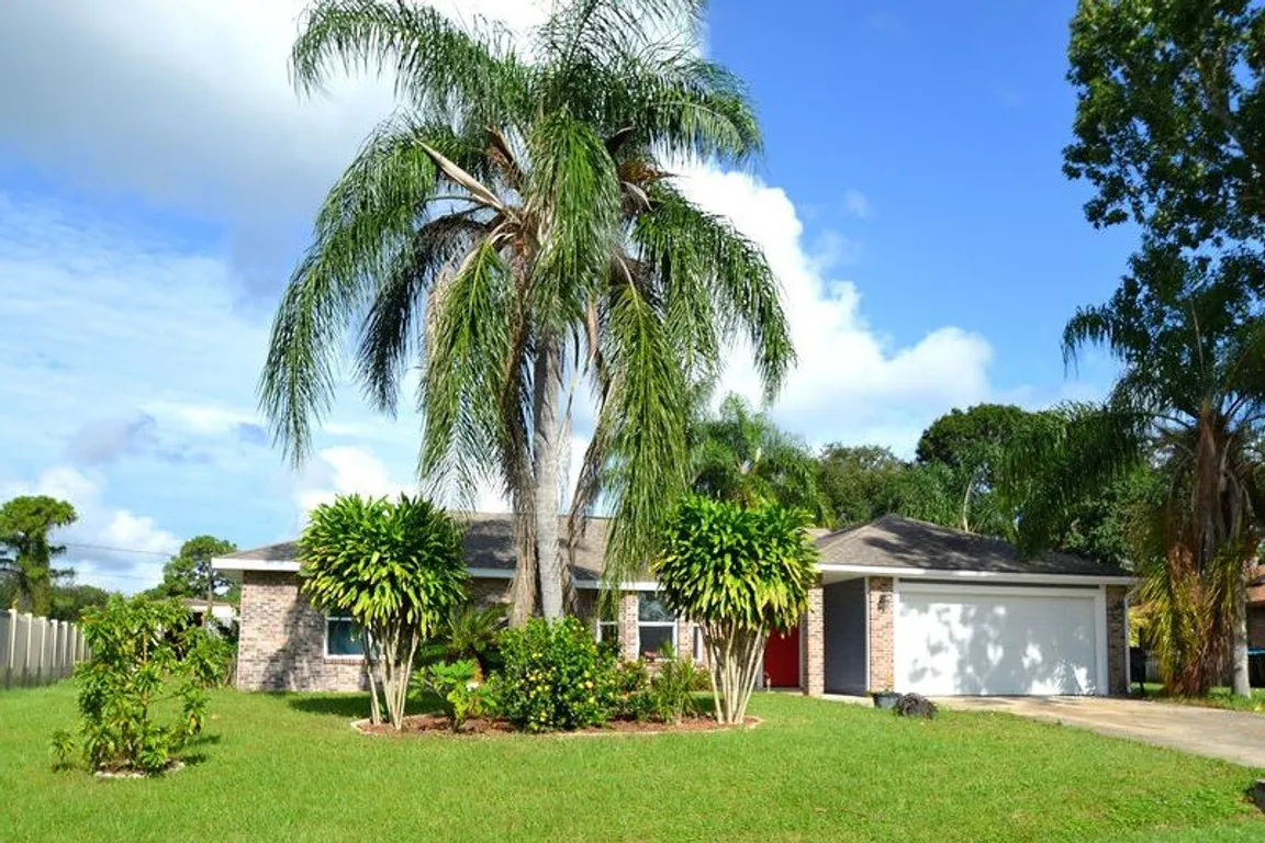 We Buy Houses Indian Harbor Beach