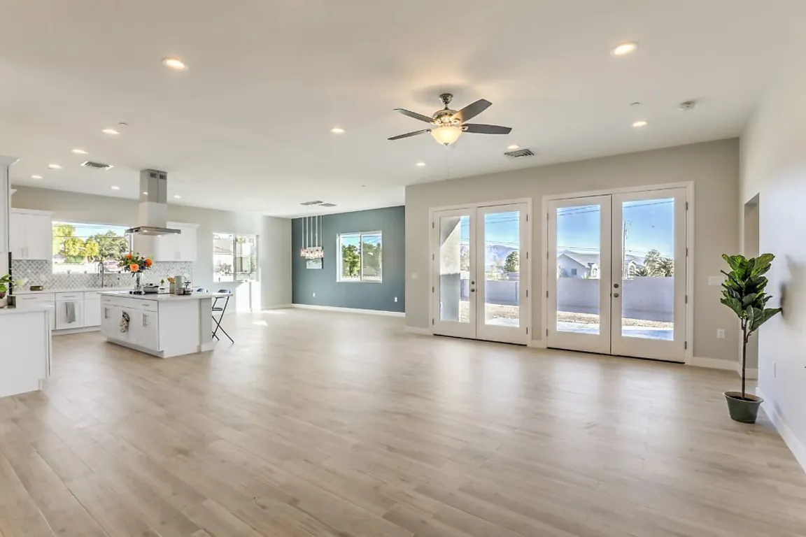 Buy a House in Las Vegas