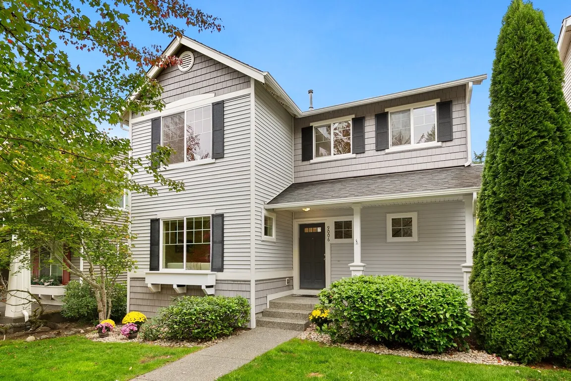 Home for sale in Snoqualmie Ridge Front Lawn