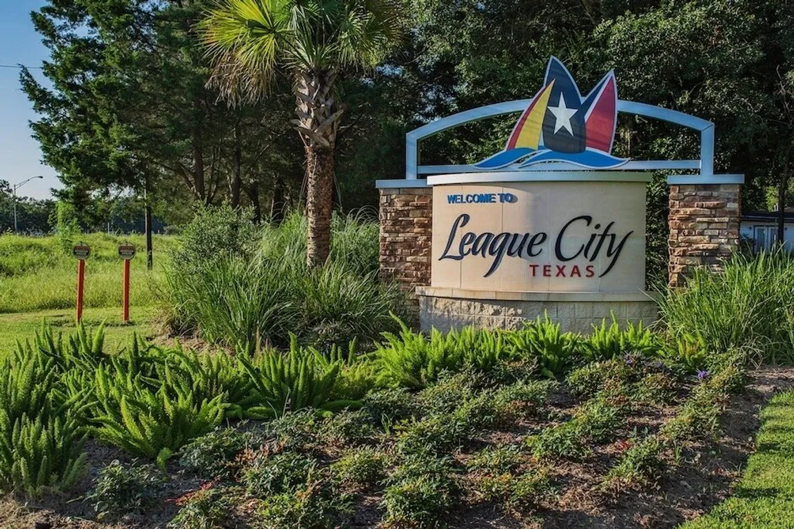 cash-home-buyers-league-city-texas-we-buy-houses-in-league-city-sell-my-house -strike-zone-investments