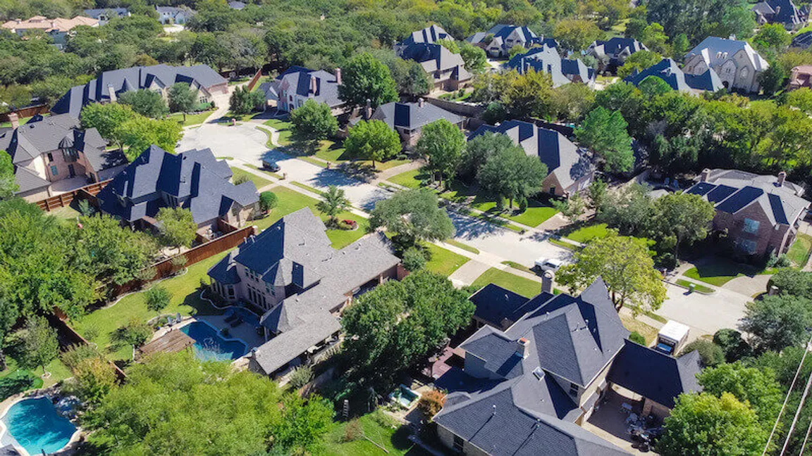 cash-home-buyers-webster-texas-we-buy-houses-in-webster-sell-my-house-strike-zone-investments