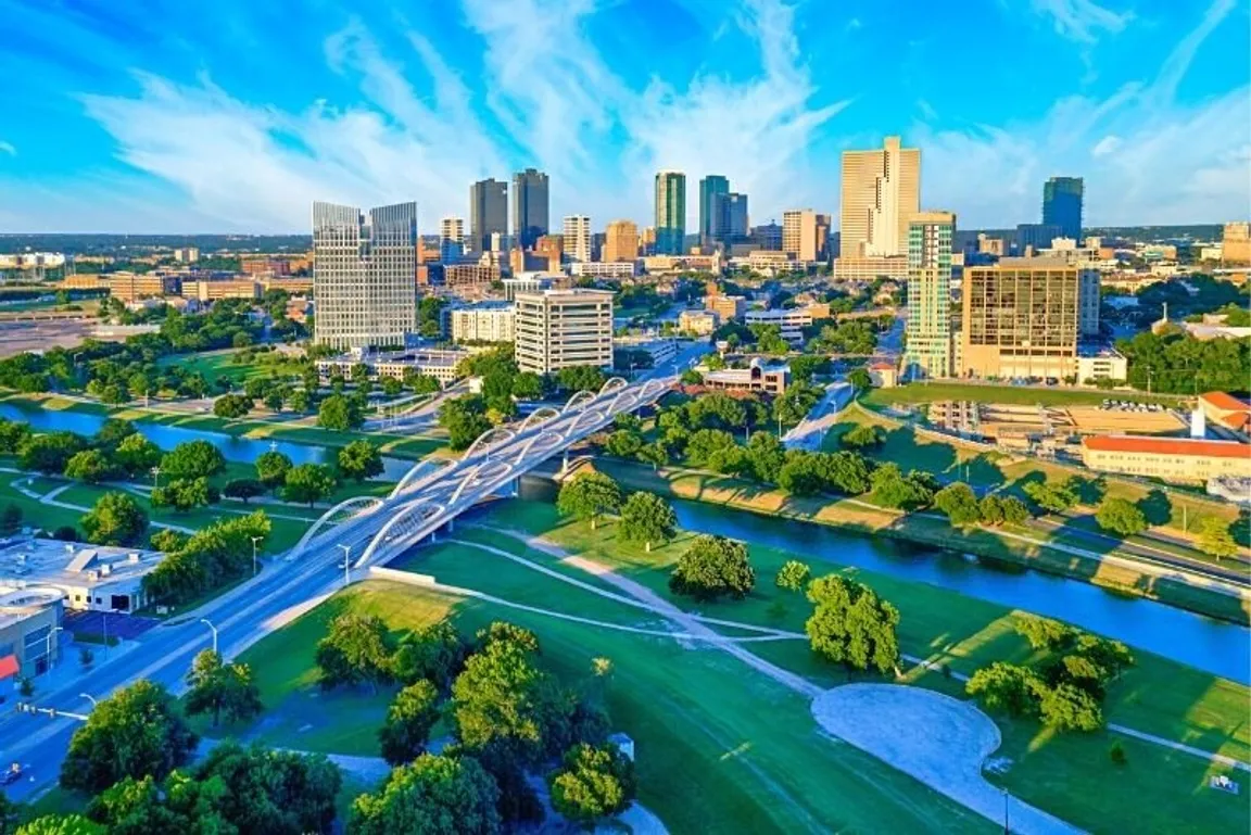 fort-worth-cash-home-buyers-we-buy-houses-in-fort-worth-sell-my-house-in-fort-worth-strike-zone-investments