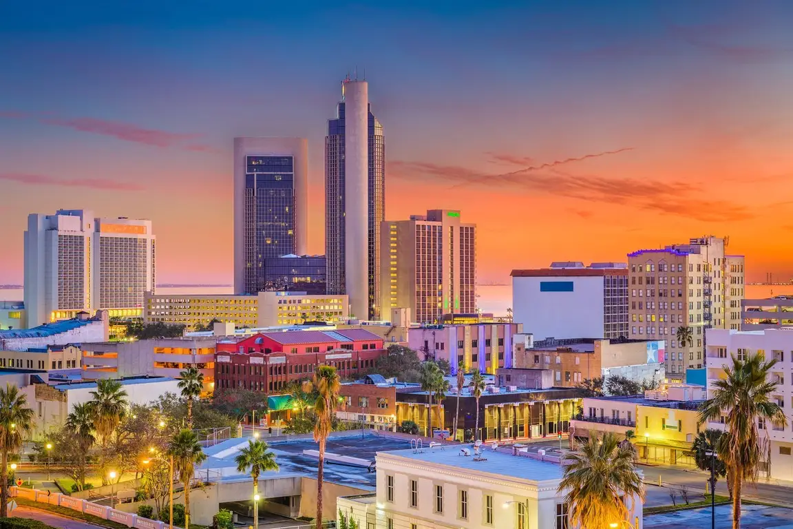 cash-home-buyers-Corpus-Christi-texas-we-buy-houses-in-Corpus-Christi-sell-my-house1-strike-zone-investments