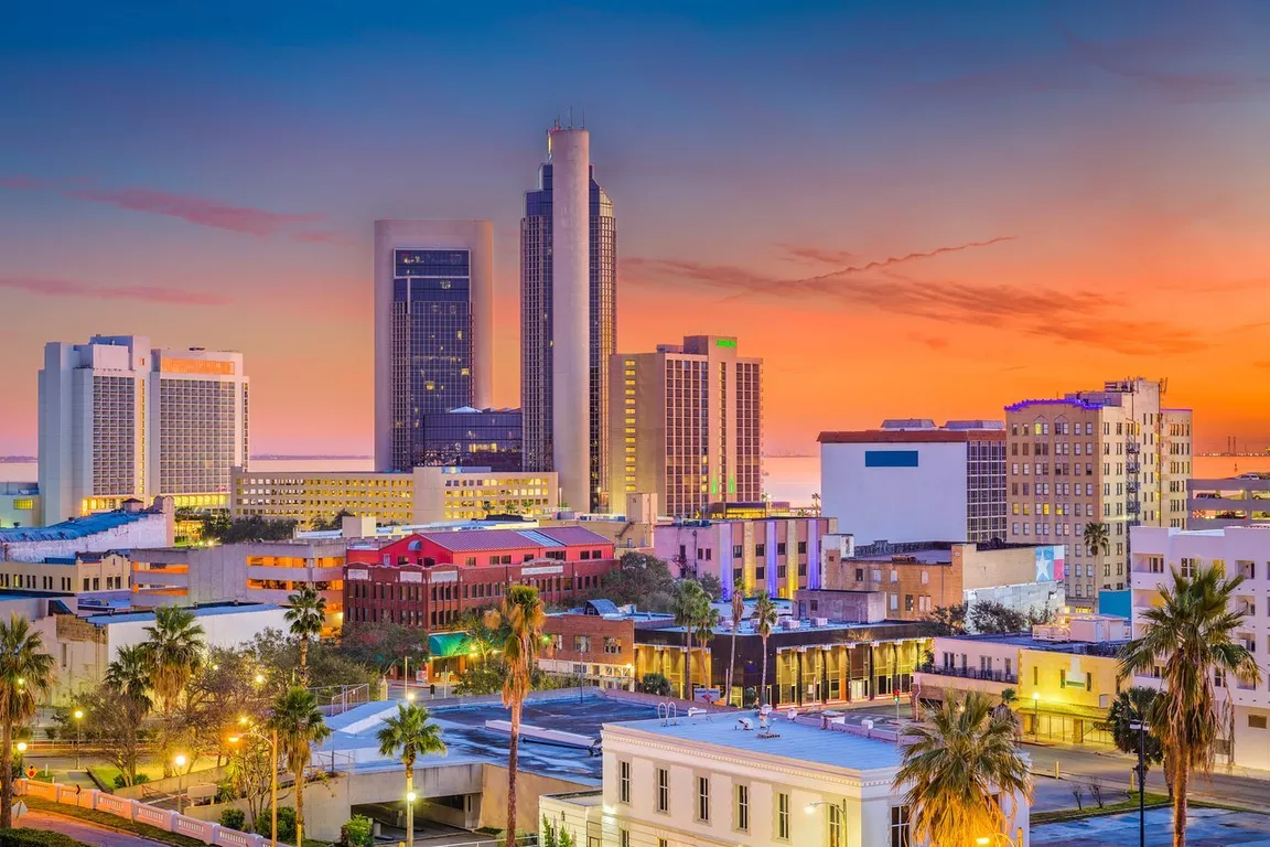 cash-home-buyers-Corpus-Christi-texas-we-buy-houses-in-Corpus-Christi-sell-my-house1-strike-zone-investments