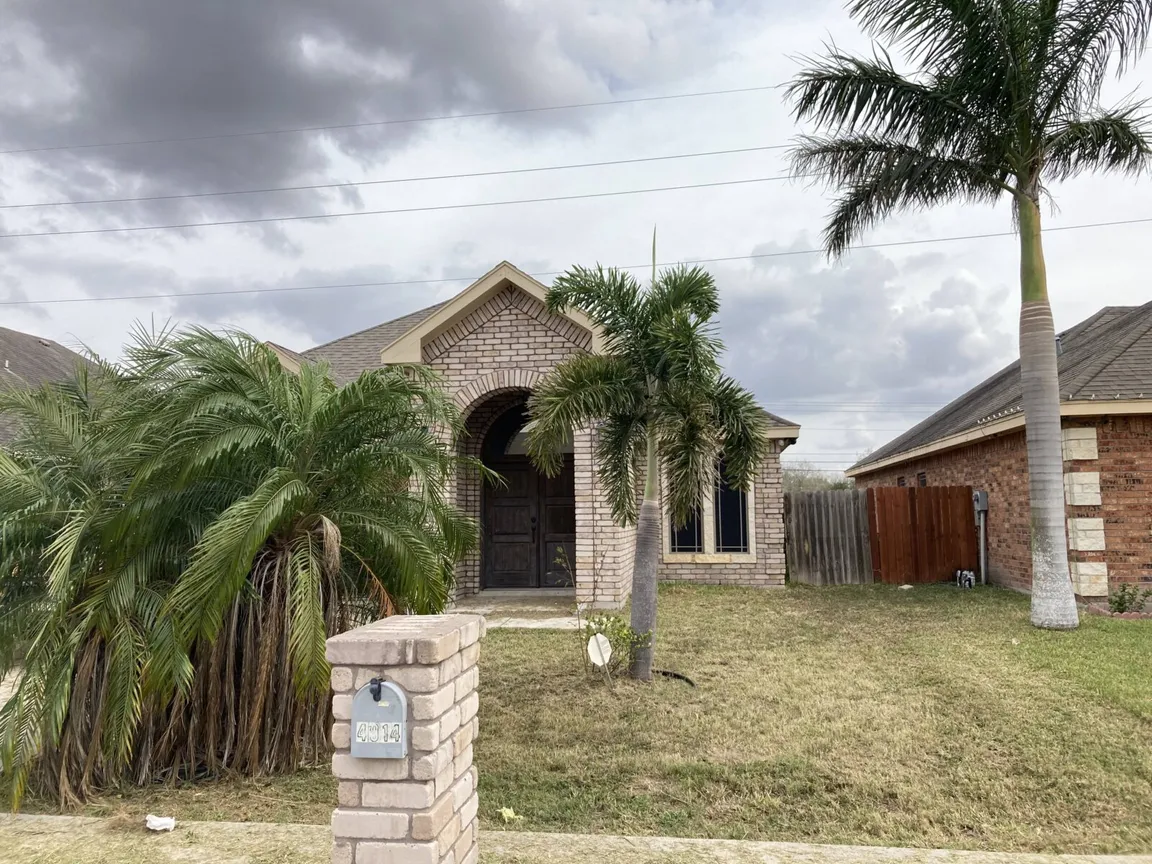 We buy houses in Alton and Mission TX as is