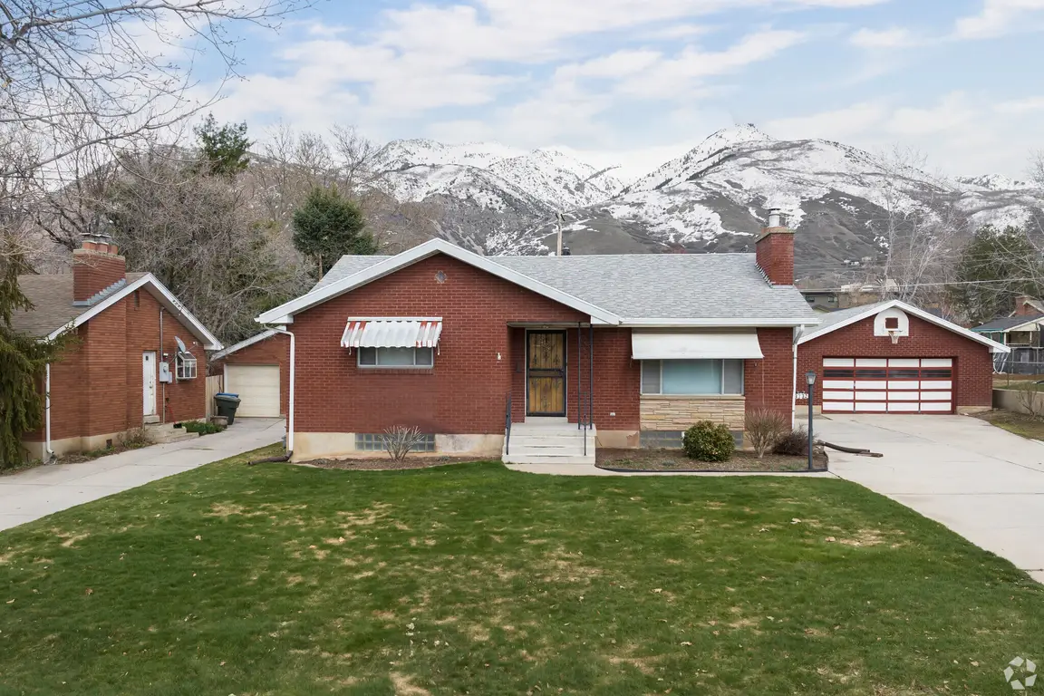 Do I Get Less Money if I Sell My House in [market_city] to an Investor?