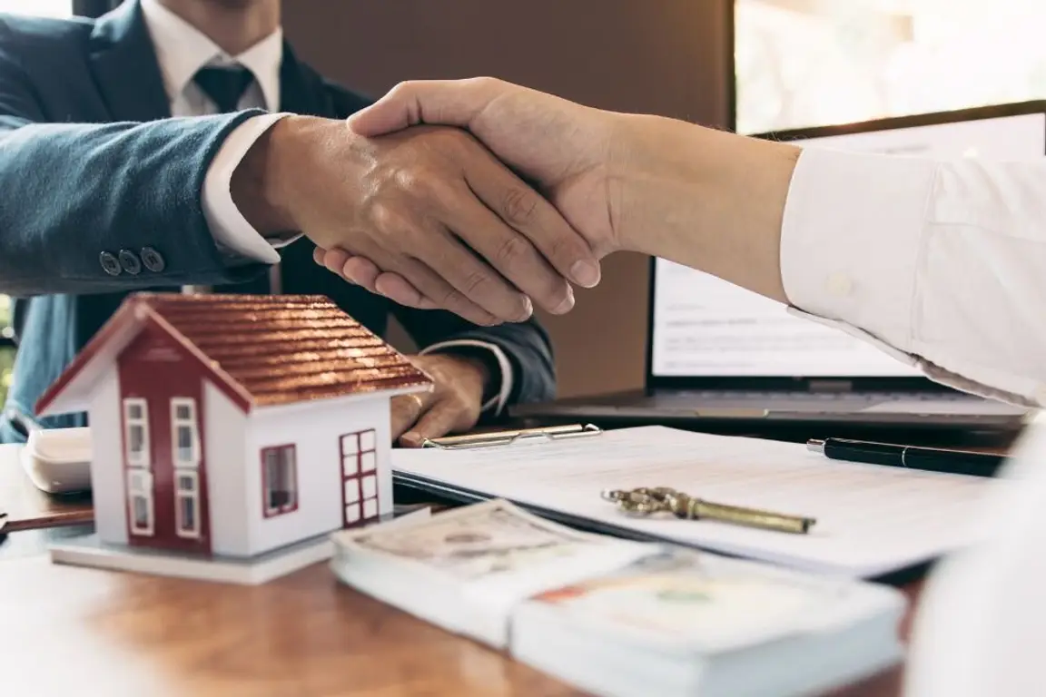 house contract