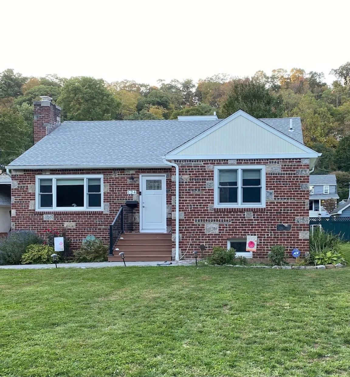 Have an outdated house you can't sell? We will make an offer!