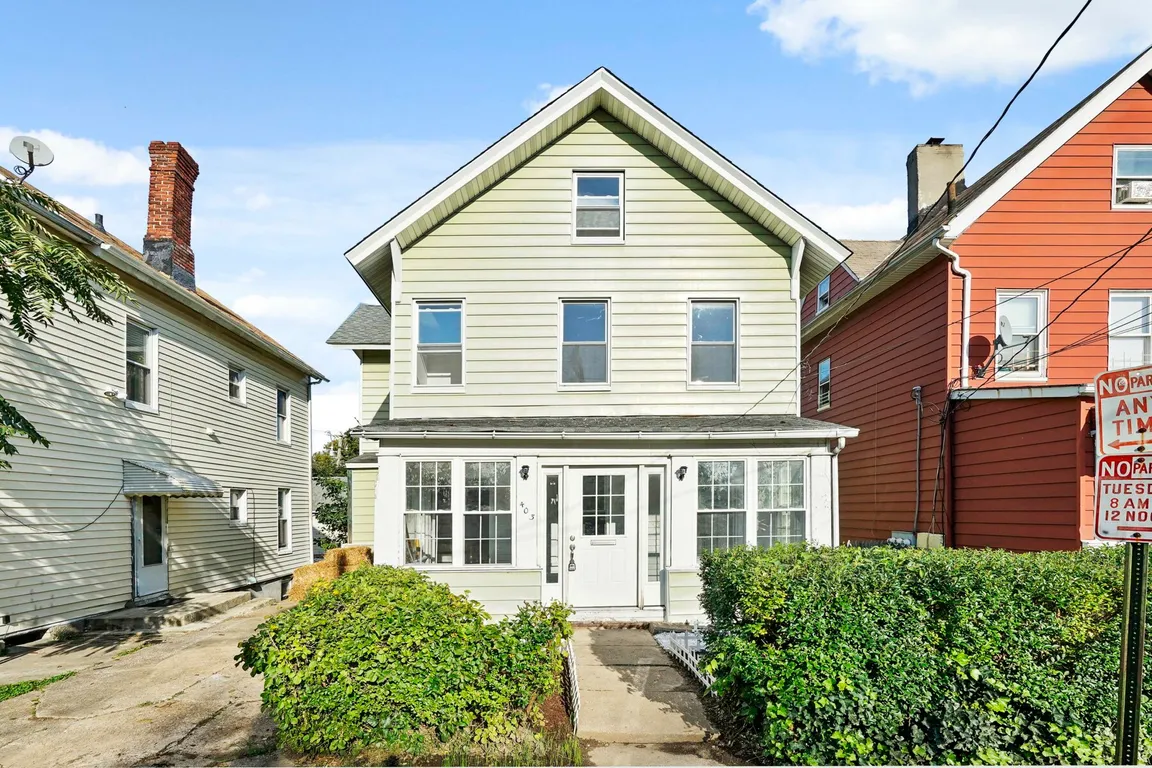 Have an outdated house you can't sell? We will make an offer!