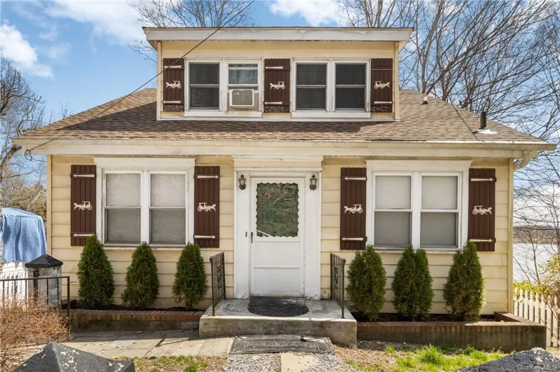 Need to sell your house fast?! We buy houses! (914) 266-0055
