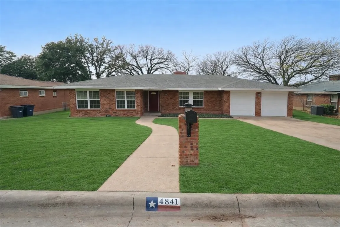 Brick ranch home on Terrace Trail in Fort Worth Texas sold to a local cash home buyer