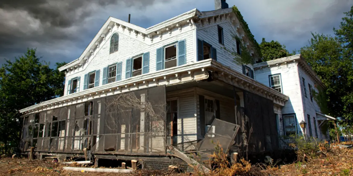 Selling a Condemned House in [market_city]