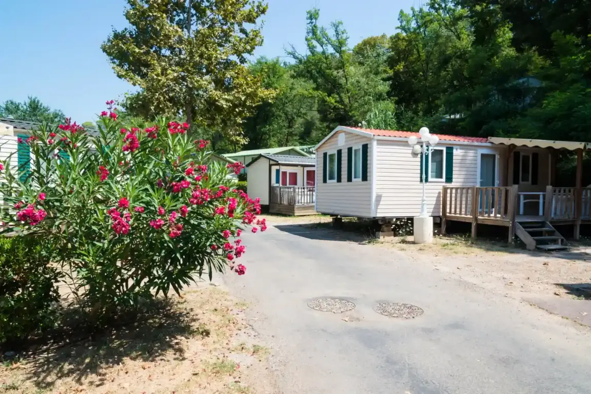 We Buy Mobile Homes in Saint George, SC