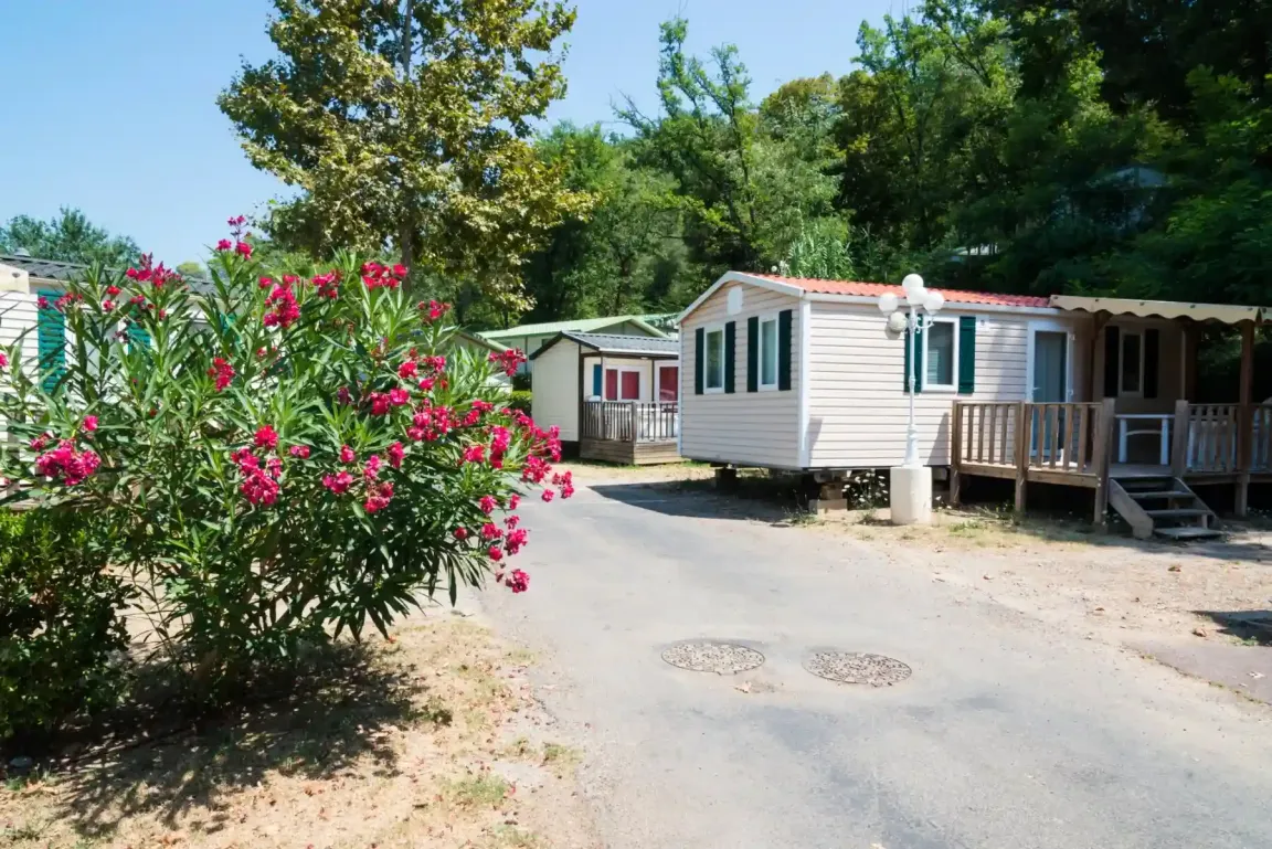 We Buy Mobile Homes in Saint George, SC