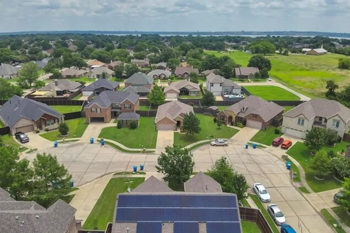Sell Your House Fast in Rowlett, TX - Featured image