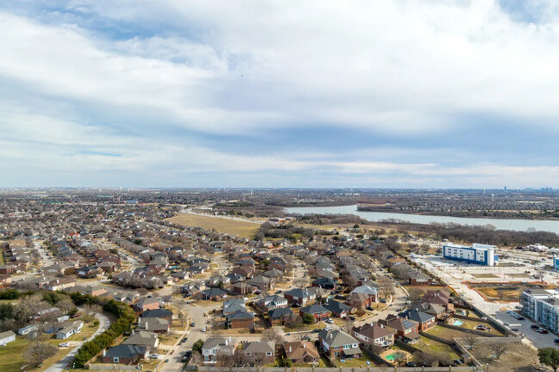 Sell Your House Fast in Little Elm, Texas - Featured image