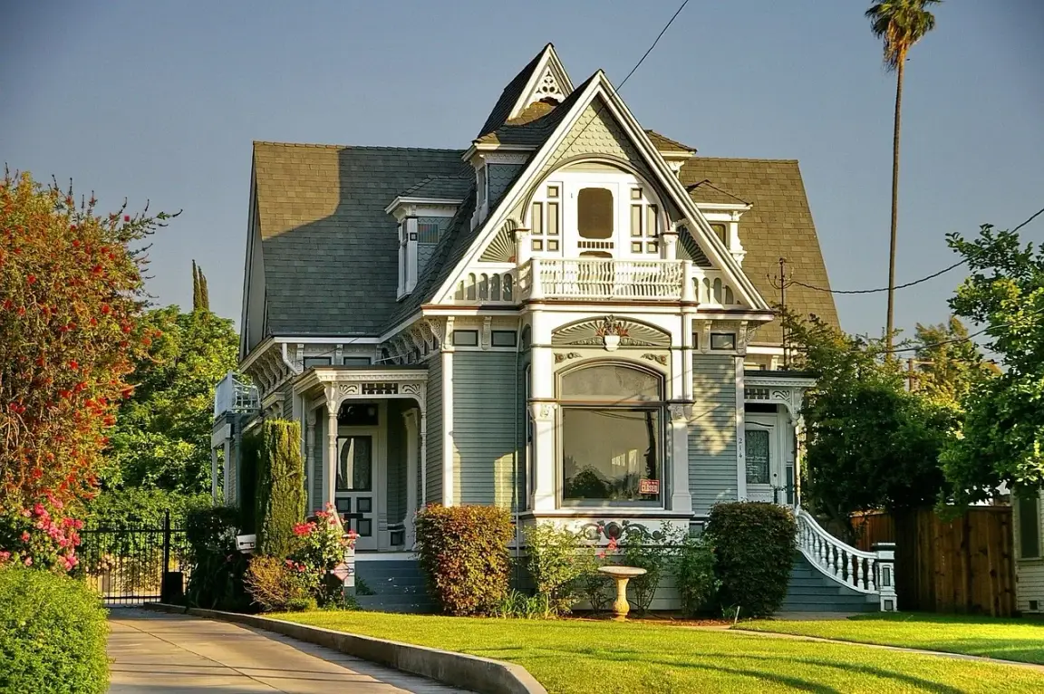 Should You Sell Your House to Pay Off Debt?