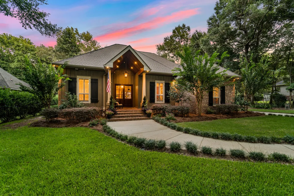 Top Real Estate Agents Fairhope AL | Jaime Cooper Team, EXIT Realty Lyon