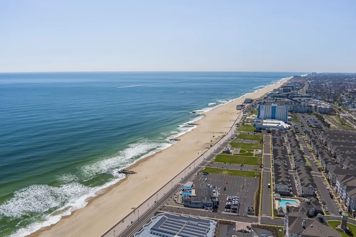 The beaches and Beachfront North in Long Branch, NJ